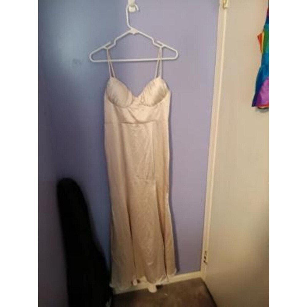 mermaid cups long cream white evening cocktail prom party dress by selfie leslie